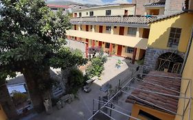Hospedaje Central